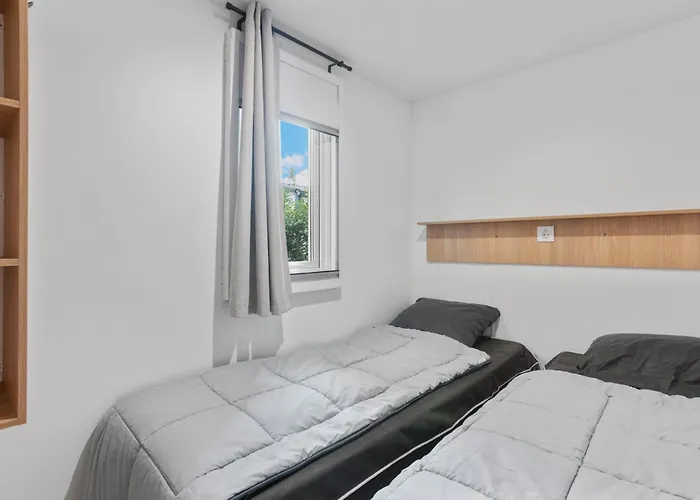 Mobile Le Montourey Forum 80 Tatil parkı