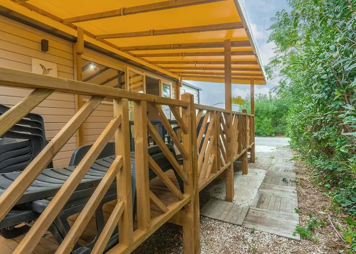 Mobile Le Montourey Forum 80 Tatil parkı Fréjus